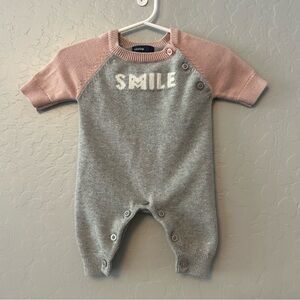 ⭐️Baby Gap gray pink and white smile sweater one piece outfit size newborn